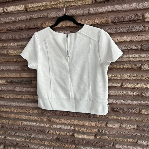 Banana Republic Cream Boxy Cropped Short Cap Sleeve Raw Edge Top - Picture 6 of 7